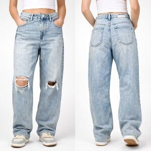 Refuge Men's Relaxed Distressed Jeans - Light Blue